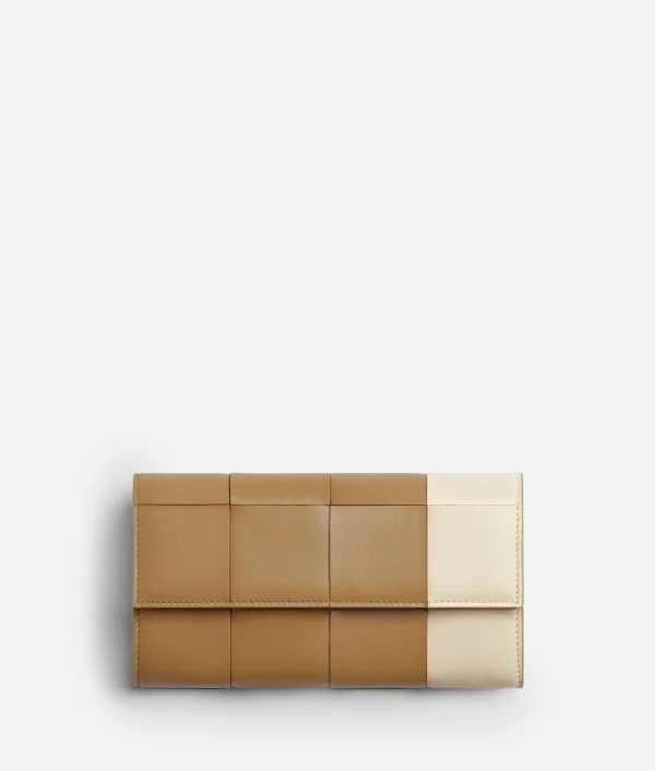Bottega Veneta Cassette Large Flap Wallet>Women Long Wallets