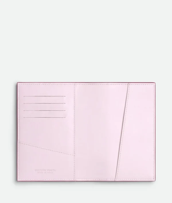 Bottega Veneta Cassette Passport Case>Women Pouches And Travel Accessories