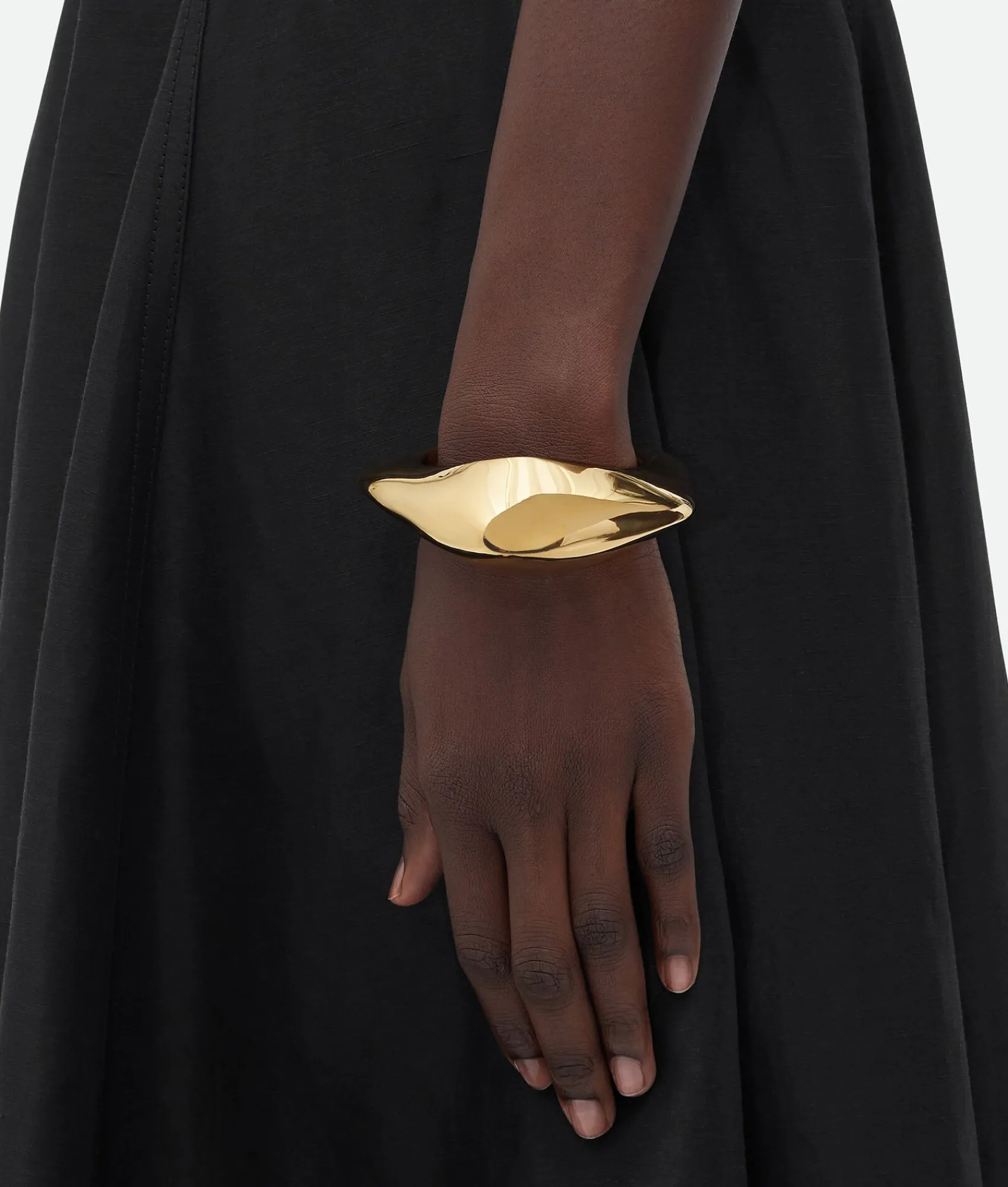 fin_cuff_bracelet_1.webp Bottega Veneta Fin Cuff Bracelet>Women Bracelets