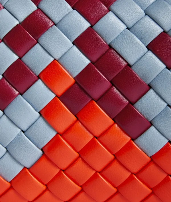 Bottega Veneta Fish Clutch>Women Clutch