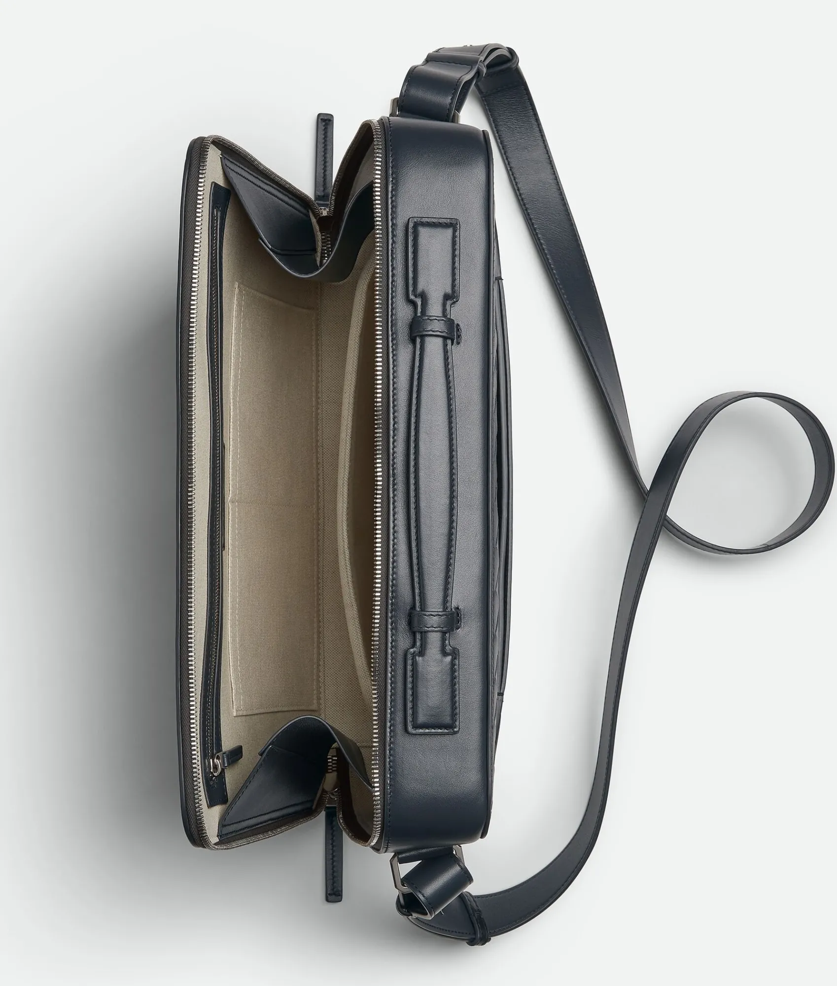 getaway_slim_briefcase_2-1.webp Bottega Veneta Getaway Slim Briefcase> Briefcase