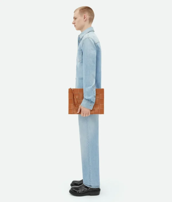 Bottega Veneta Large Cassette Pouch> Pouches
