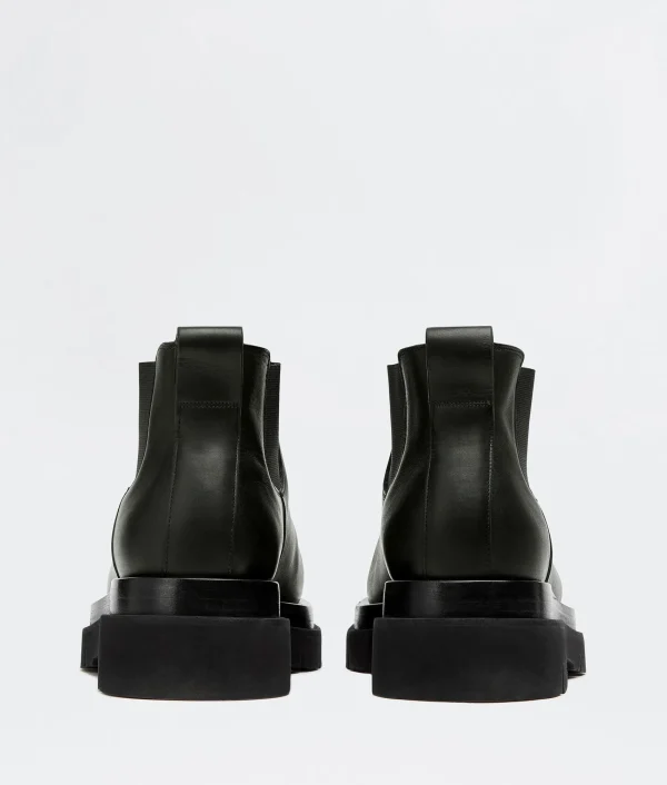 Bottega Veneta Lug Chelsea Ankle Boot> Boots