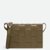 Bottega Veneta Maxi Cassette> Crossbody