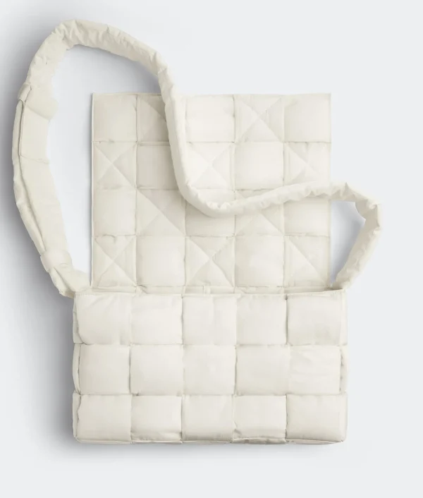 Bottega Veneta Maxi Padded Tech Cassette> Crossbody