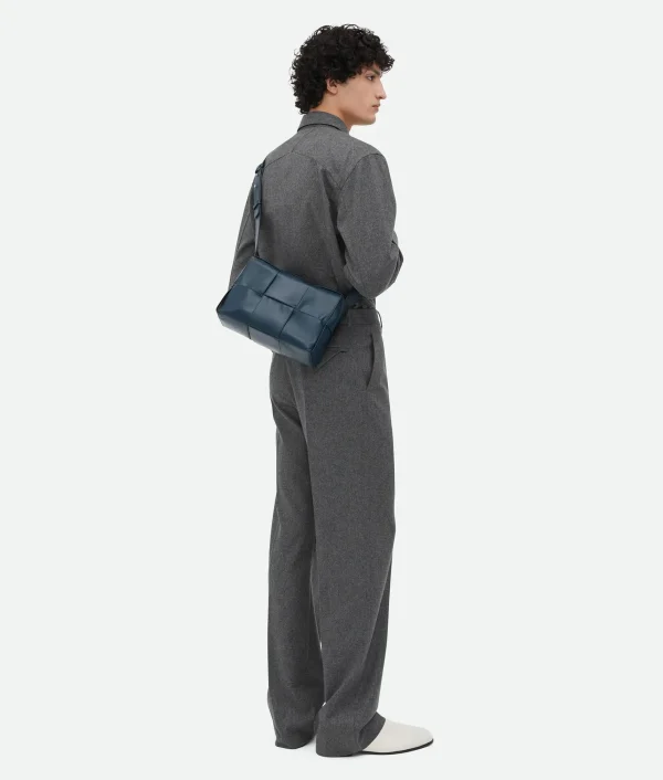Bottega Veneta Medium Arco Camera Bag> Crossbody