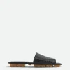 Bottega Veneta Shore Mule> Slippers