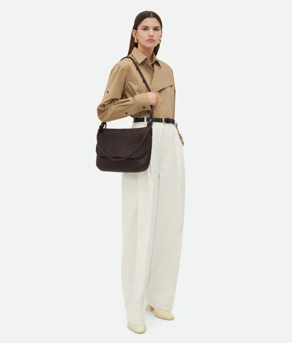 Bottega Veneta Swing Messenger> Crossbody