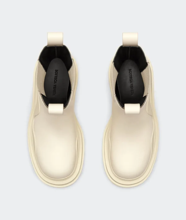 Bottega Veneta Tire Chelsea Boot> Boots