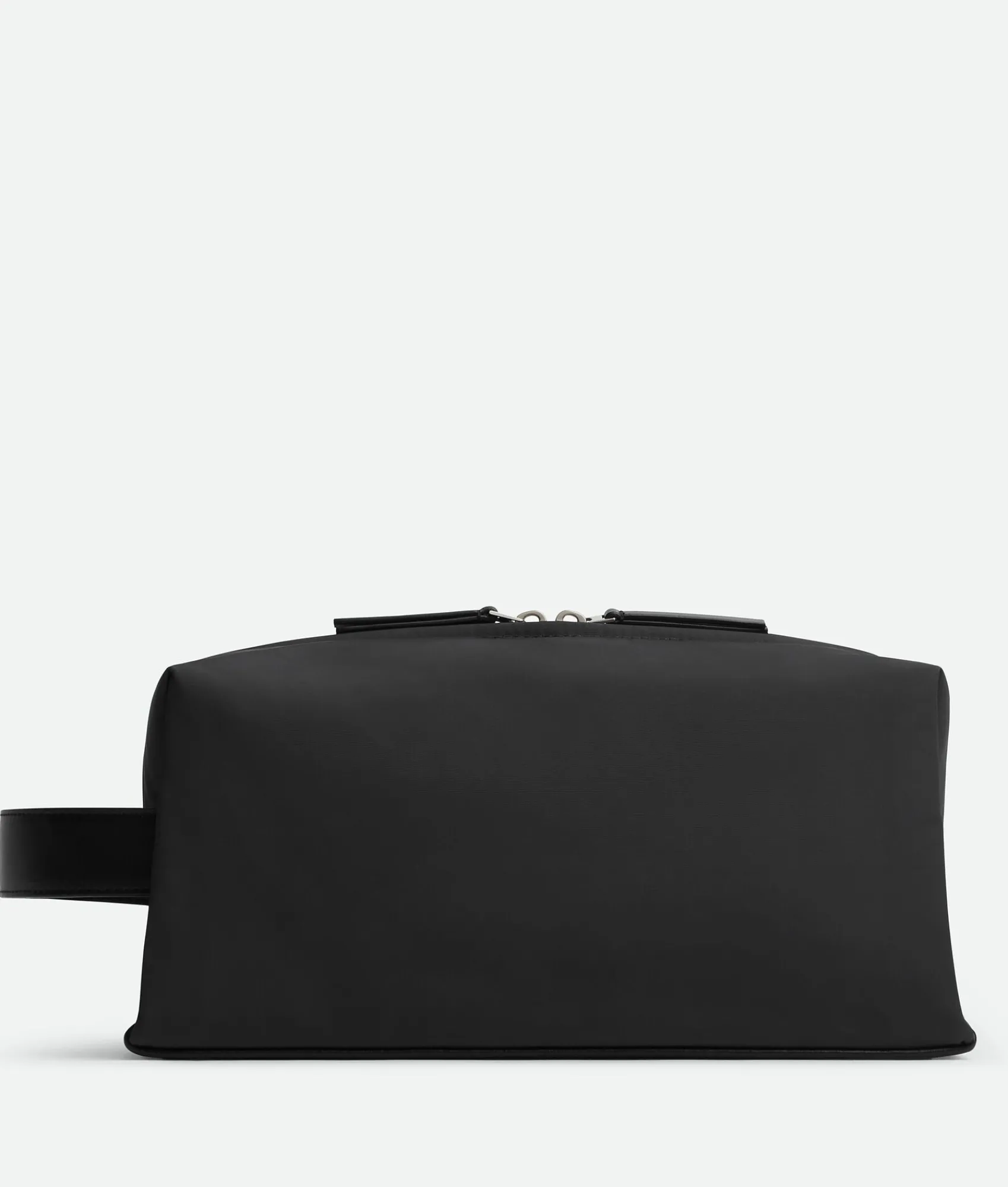 tokyo_medium_washbag_0-1.webp Bottega Veneta Tokyo Medium Washbag>Women Pouches And Travel Accessories | Pouches And Travel Accessories